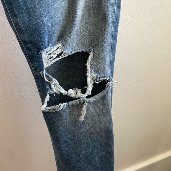 H&M Shaping Skinny Regular Jeans - Picture 4 of 6